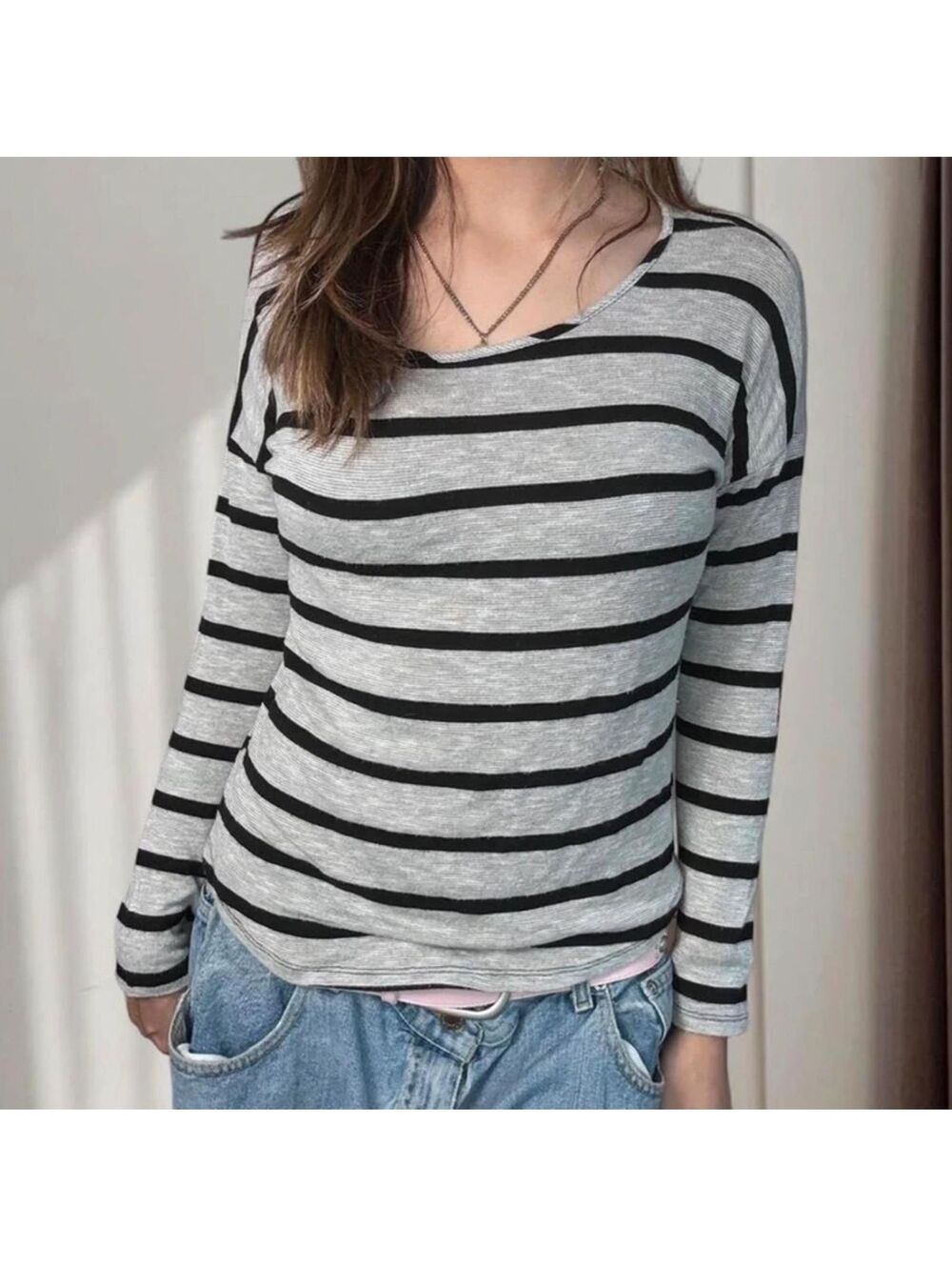 striped slouchy long sleeve Miss Daisy size small shoulder pads gray black brown